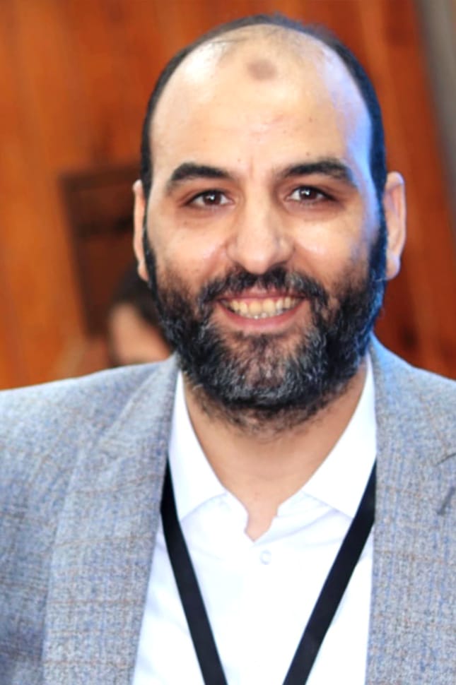 علاء شاهين