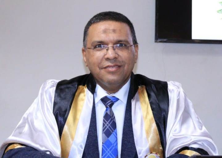 الاستاذ الدكتور احمد فتحي النحاس
